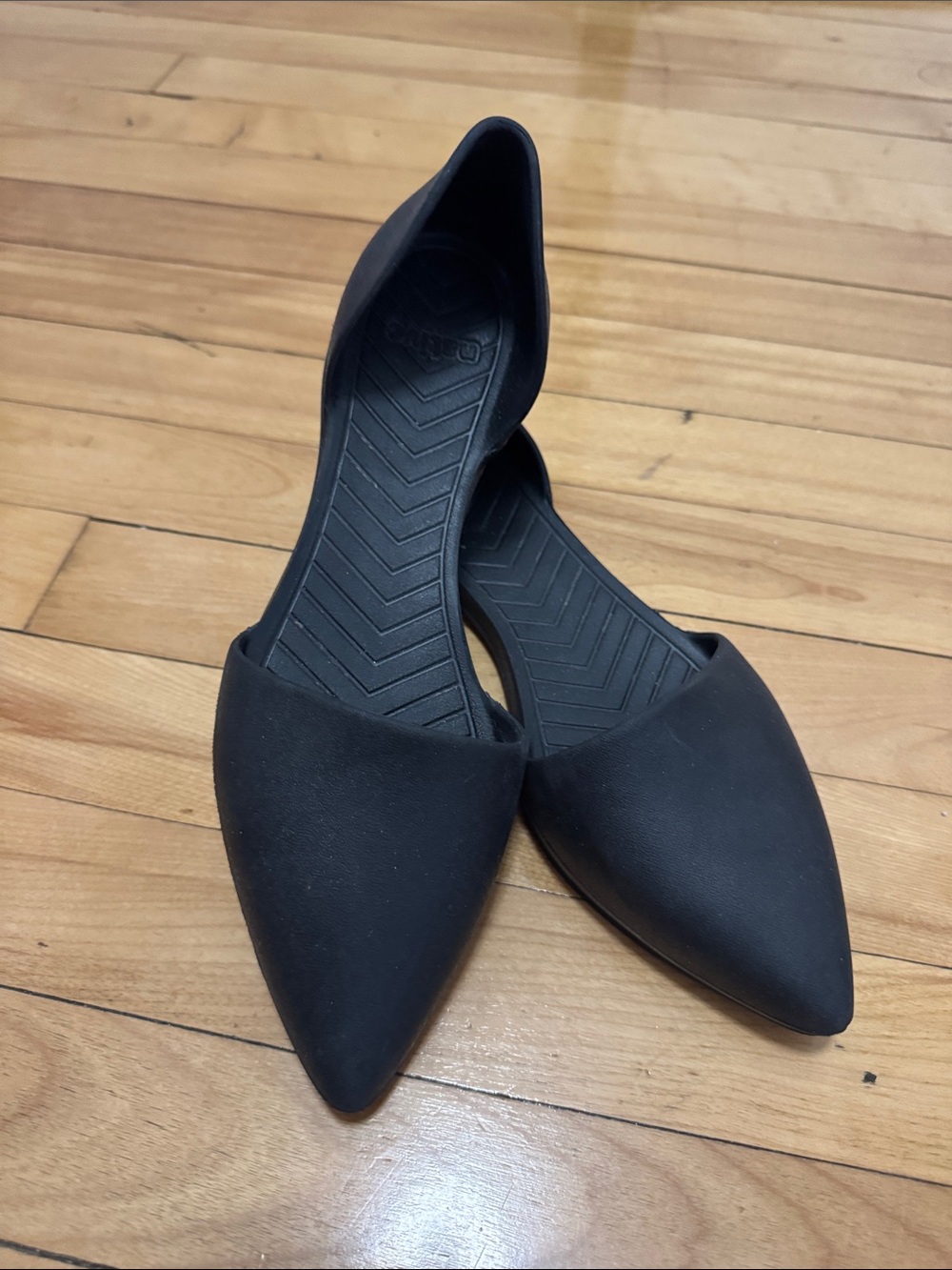 Black Women's Pointed Toe Flats